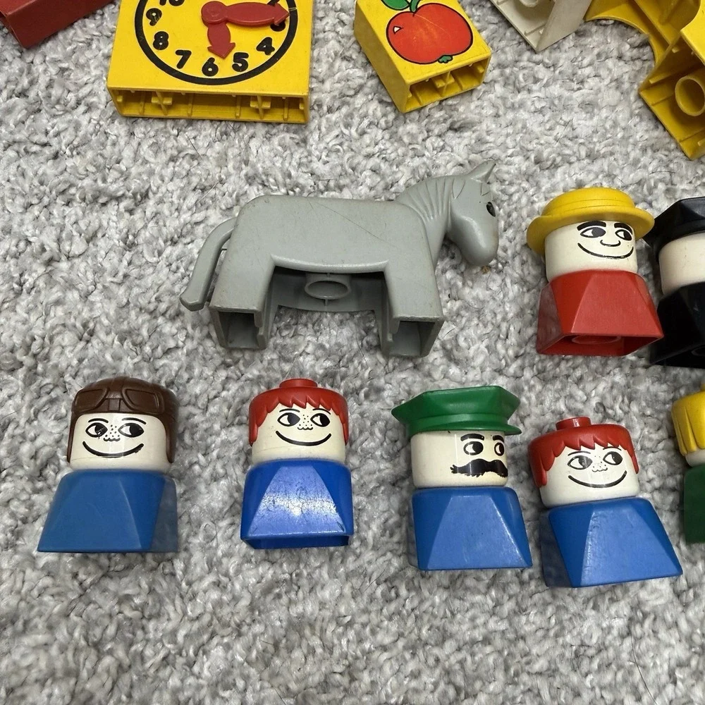 Vintage Lego Duplo bricks figures people horse vehicles huge lot (AS IS READ)